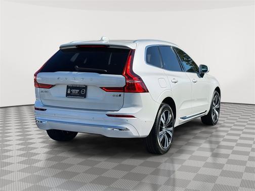 2022 Volvo XC60 B6 AWD Inscription