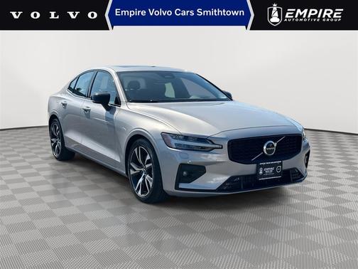 2025 Volvo S60 B5 Core