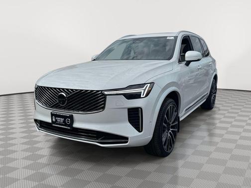 Crystal White Pearl 2026 Volvo XC90 B6 Plus 7-Seater