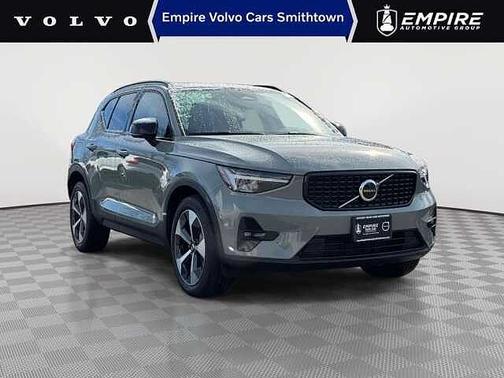 Sage Green 2023 Volvo XC40 Plus