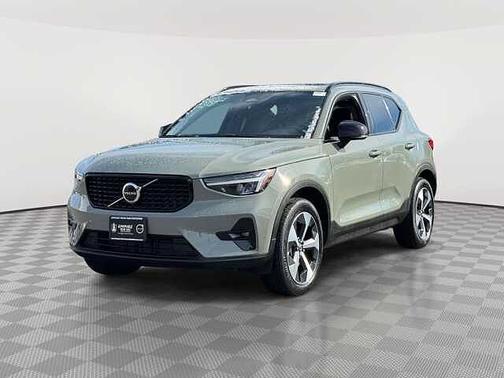 Sage Green 2023 Volvo XC40 Plus