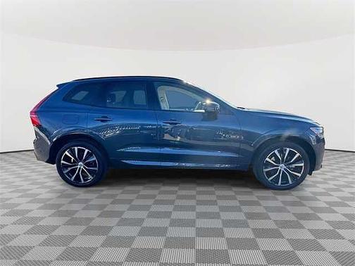 2023 Volvo XC60 Plus