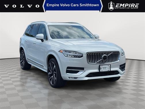 2024 Volvo XC90 B5 Plus Bright
