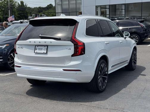 Crystal White Pearl 2026 Volvo XC90 Plug-In Hybrid T8 Plus 7-Seater