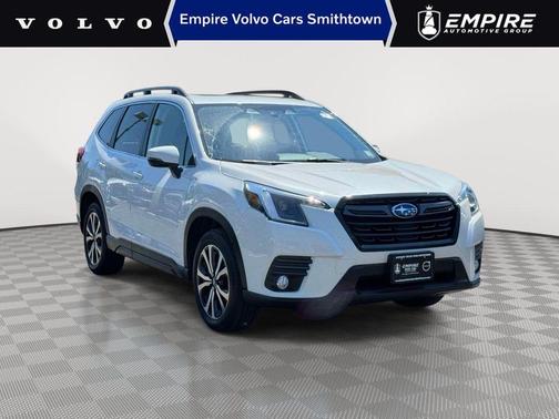 Crystal White Pearl 2023 Subaru Forester Limited