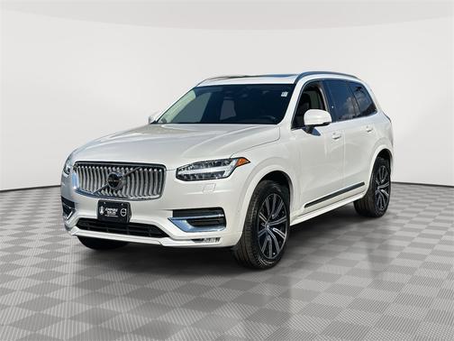 2025 Volvo XC90 B6 Plus 7-Seater