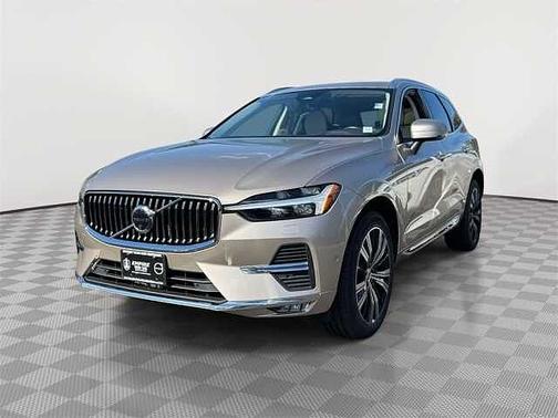 2023 Volvo XC60 Plus