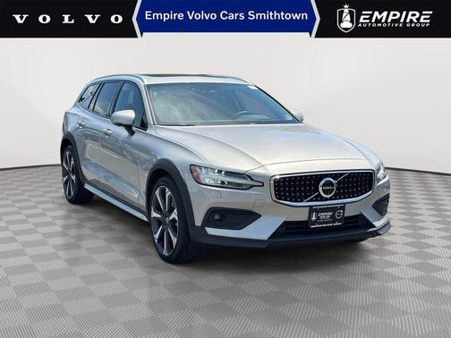 Silver 2024 Volvo V60 Cross Country B5 Ultimate
