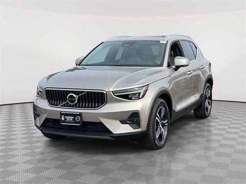 2023 Volvo XC40 Plus