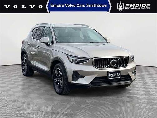 2023 Volvo XC40 Plus