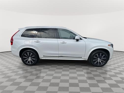 2024 Volvo XC90 B5 Core Bright