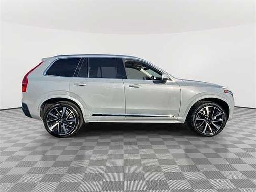 2024 Volvo XC90 B6 Ultimate Bright 6-Seater