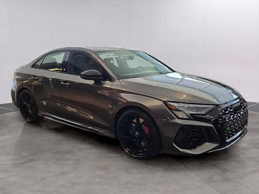 2024 Audi RS 3 TFSI quattro S tronic