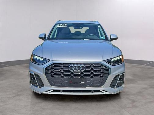 2025 Audi Q5 45 S line Premium Plus