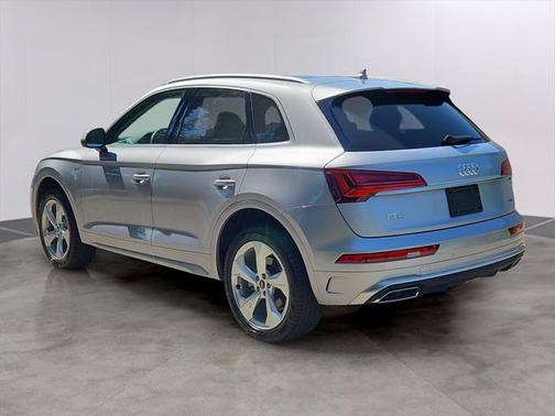 2025 Audi Q5 45 S line Premium Plus