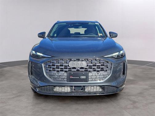 2025 Audi Q5 Premium TFSI quattro S tronic