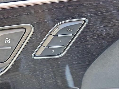 2025 Audi Q7 45 Premium