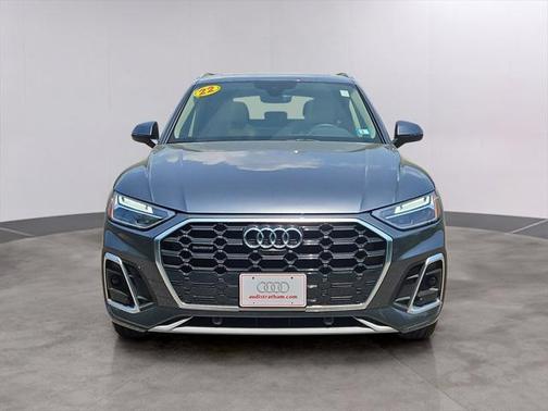 2022 Audi Q5 45 S line Premium Plus