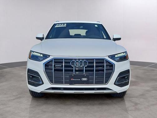 2023 Audi Q5 40 Premium Plus