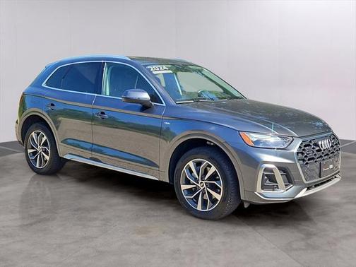 2024 Audi Q5 45 S line Premium