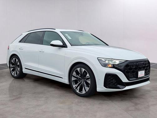 2026 Audi Q8 55 Premium Plus