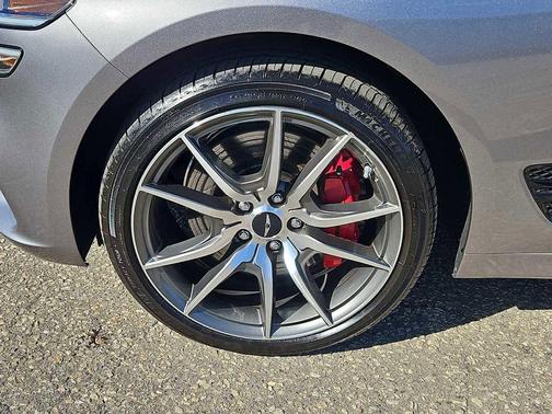 2025 Genesis G70 2.5T AWD