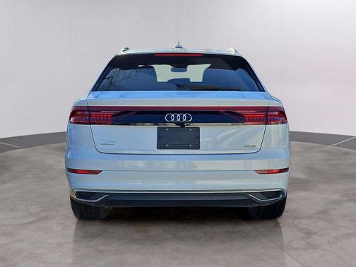 2023 Audi Q8 55 Premium Plus