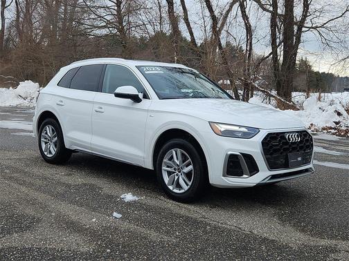 2023 Audi Q5 45 S line Premium