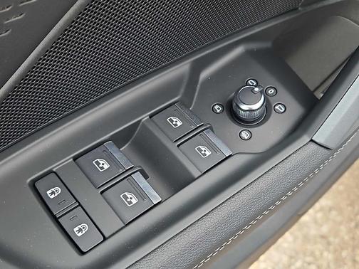 Daytona Gray pearl effect 2026 Audi A3 Premium