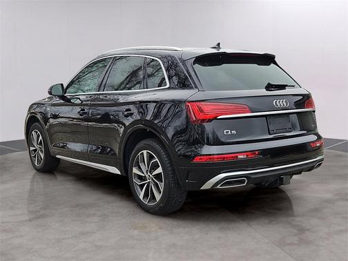 2023 Audi Q5 45 S line Premium Plus