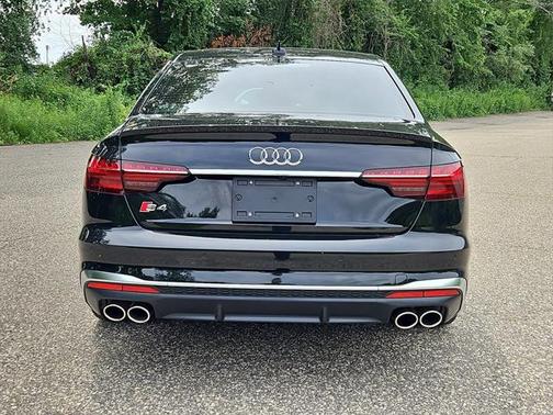 2024 Audi S4 Premium Plus TFSI quattro Tiptronic