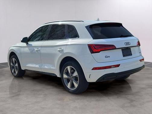 2025 Audi Q5 40 Premium
