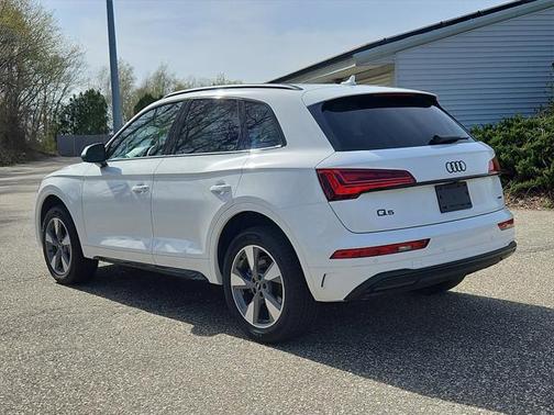 2025 Audi Q5 40 Premium