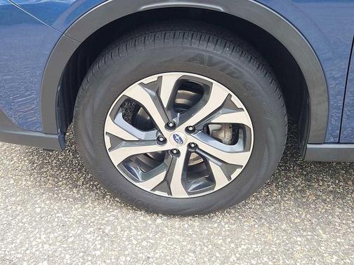 Abyss Blue Pearl 2022 Subaru Outback Limited