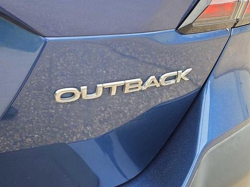 Abyss Blue Pearl 2022 Subaru Outback Limited