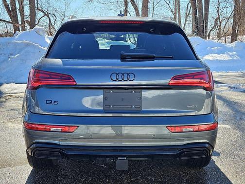 2024 Audi Q5 45 S line Premium Plus