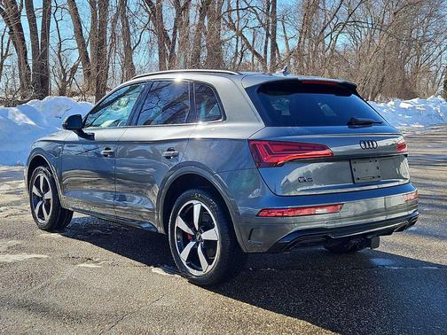 2024 Audi Q5 45 S line Premium Plus