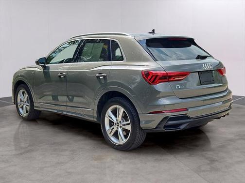 2022 Audi Q3 45 S line Premium Plus