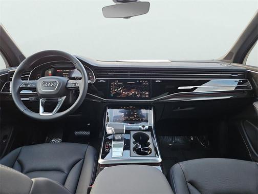 2026 Audi Q7 55 Premium Plus
