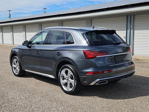 2025 Audi Q5 45 S line Premium Plus