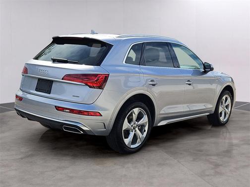 2025 Audi Q5 45 S line Premium Plus