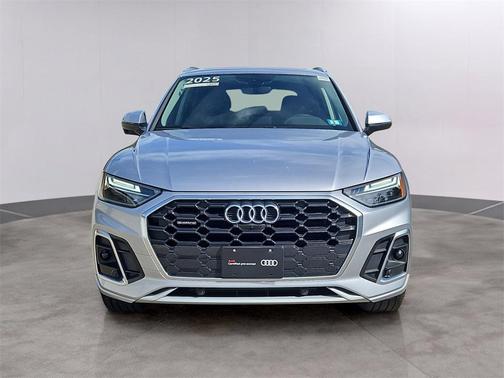 2025 Audi Q5 45 S line Premium Plus