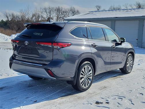 2021 Toyota Highlander Platinum