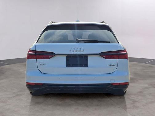 Glacier White Metallic 2023 Audi A6 55 Prestige
