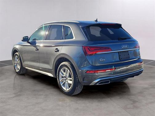 2023 Audi Q5 45 S line Premium
