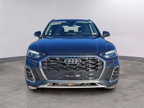 2023 Audi Q5 45 S line Premium