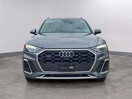 2023 Audi Q5 45 S line Premium Plus