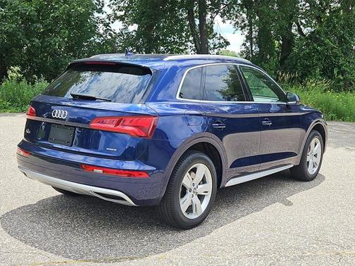2019 Audi Q5 2.0T Premium Plus