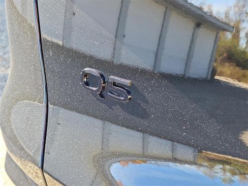 2025 Audi Q5 Premium Plus TFSI quattro S tronic