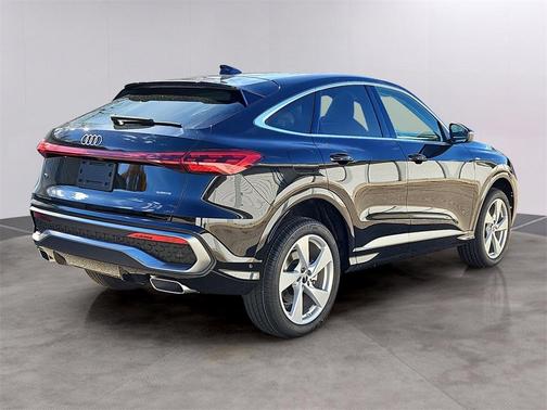 2025 Audi Q5 Premium Plus TFSI quattro S tronic